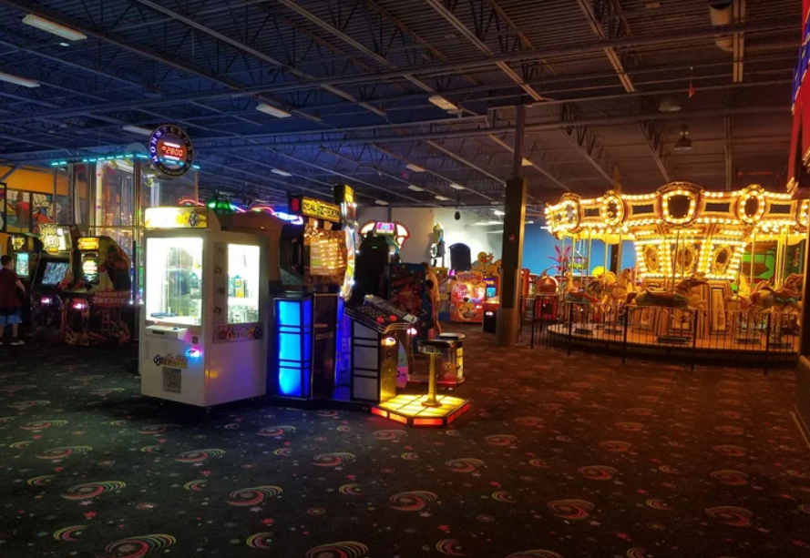 PowerPlay Metro North Entertainment Center, United States